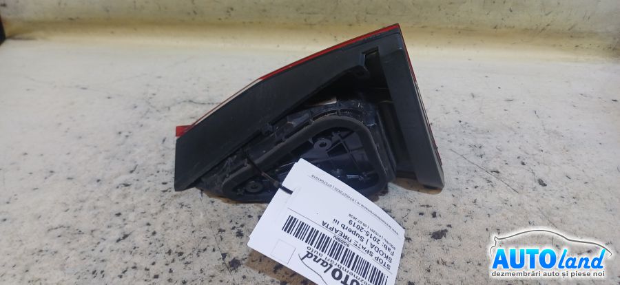 Stop Spate Dreapta SKODA Superb III 2015-2019 Cod 3V5945308D