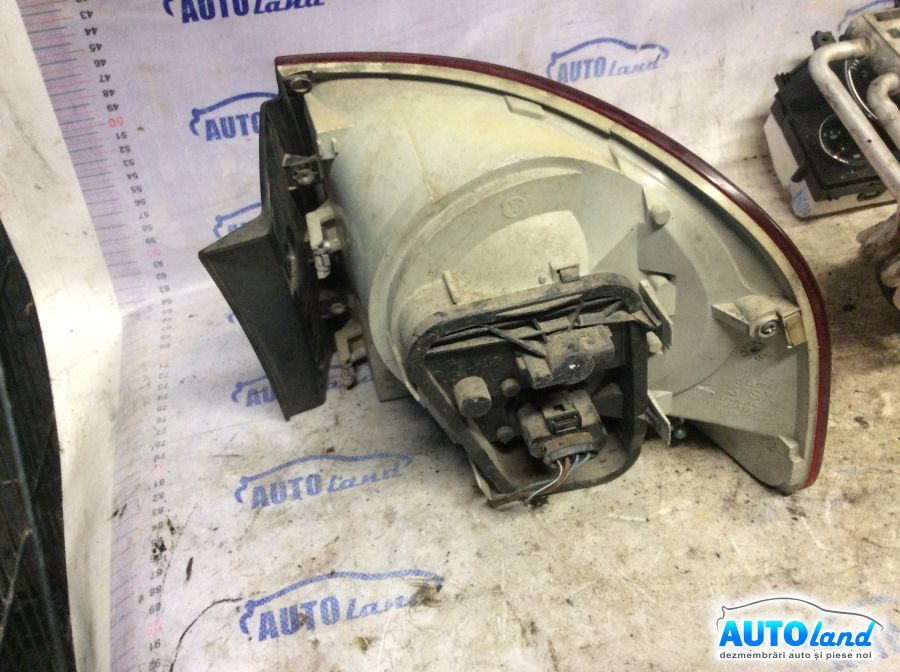 Stop spate Stanga VOLKSWAGEN TOUAREG (7LA,7L6,7L7) 2002-2025