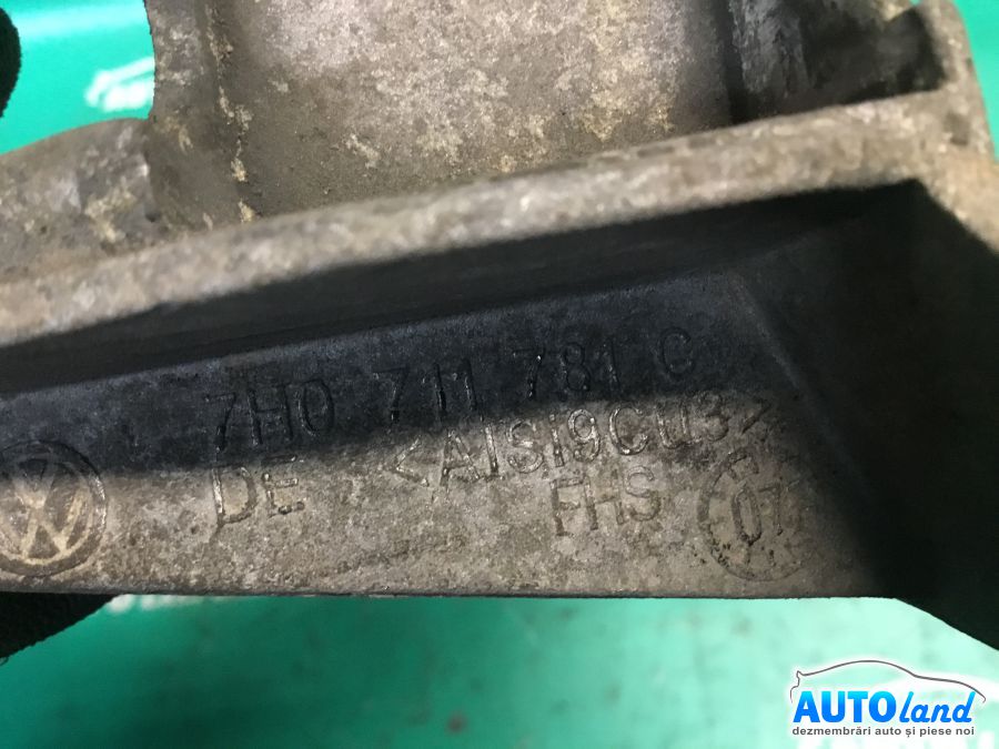 Suport Cutie Viteze VOLKSWAGEN TRANSPORTER V bus (7HB,7HJ) 2003-2025 Cod 7H0711781G