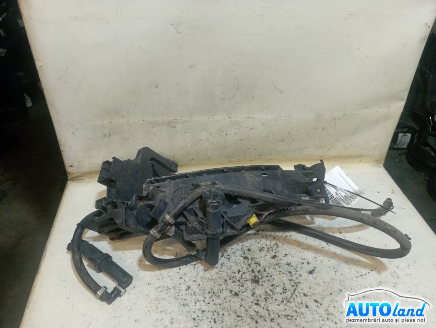 Suport Far Stanga AUDI Q5 (8R) 2008-2026 Cod 8R0805607A