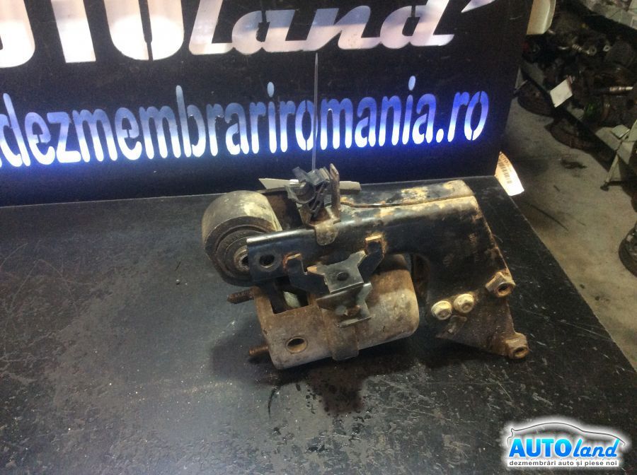 Suport Motor VOLKSWAGEN TRANSPORTER IV bus (70XB,70XC,7DB,7DW) 1990-2003 Cod 7D0199131A