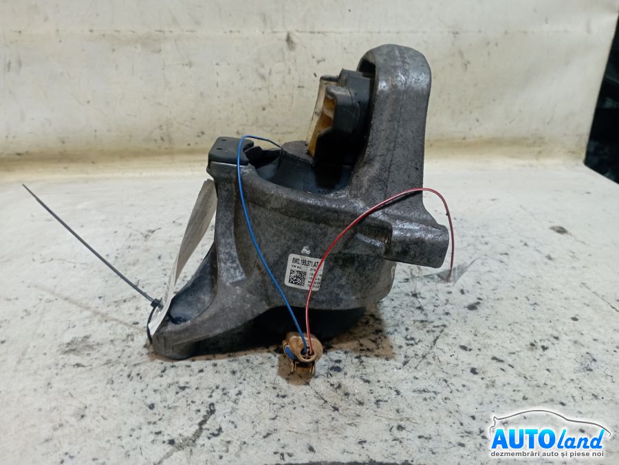 Tampon Motor AUDI A4 (B9 8W) 2015-2018 Cod 8W0199371AT