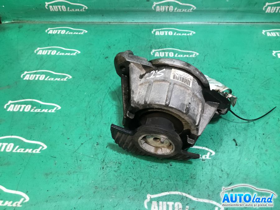 Tampon Motor MERCEDES-BENZ C-CLASS (W204) 2007-2025 Cod A2042404317