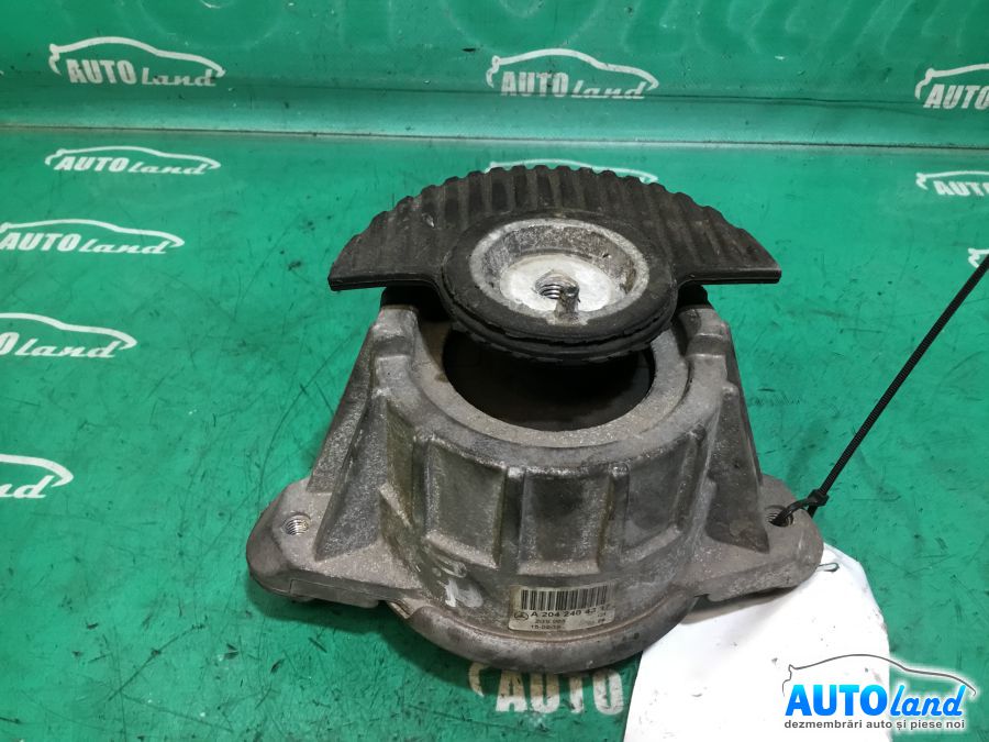 Tampon Motor MERCEDES-BENZ C-CLASS (W204) 2007-2025 Cod A2042404317