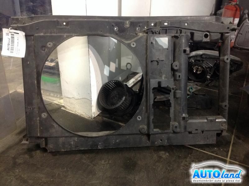 Trager Calandru Panou fata PEUGEOT 308 (4A_,4C_) 2007-2025