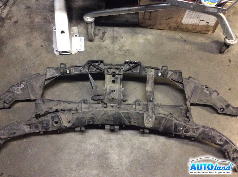 Trager Calandru Panou fata RENAULT LAGUNA III (BT0/1) 2007-2025