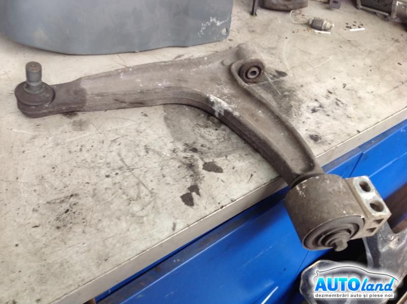 Trapez Stanga OPEL VECTRA C 2002-2025