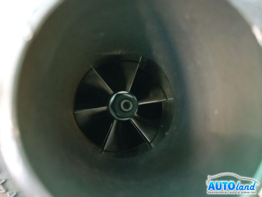 Turbo RENAULT TRAFIC III 2013-2025 Cod 54389880018