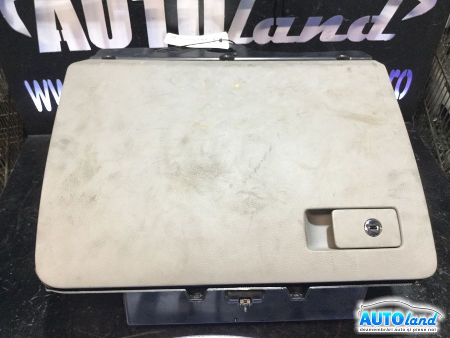 Usita Torpedou VOLKSWAGEN PASSAT (3C2) 2005-2025