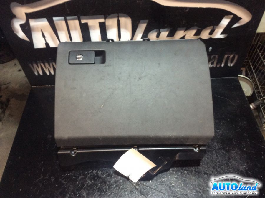 Usita Torpedou VOLKSWAGEN PASSAT (3C2) 2005-2025