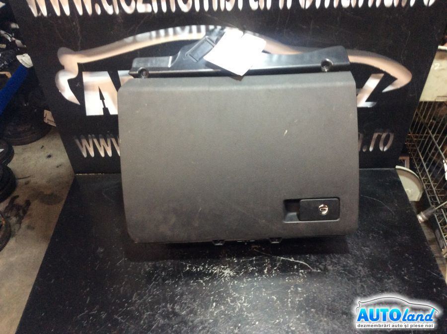 Usita Torpedou VOLKSWAGEN PASSAT (3C2) 2005-2025