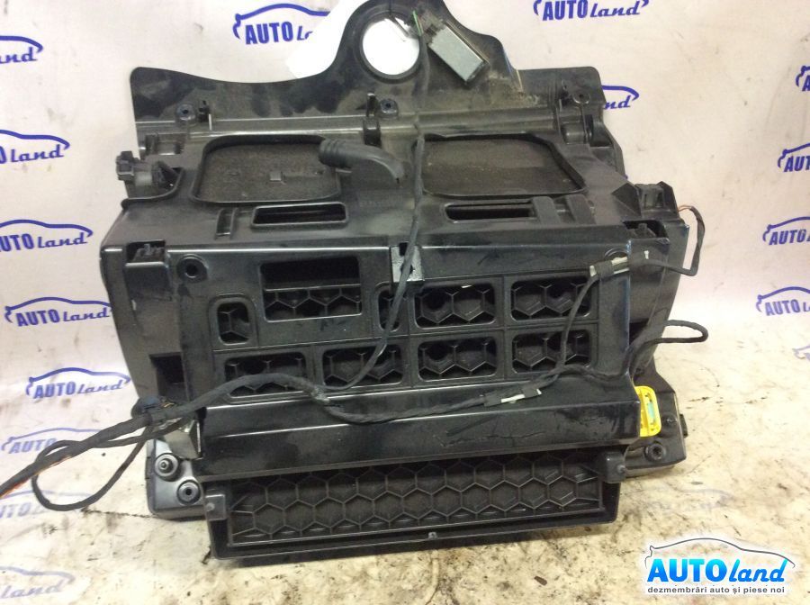 Usita Torpedou VOLKSWAGEN PASSAT (3C2) 2005-2025