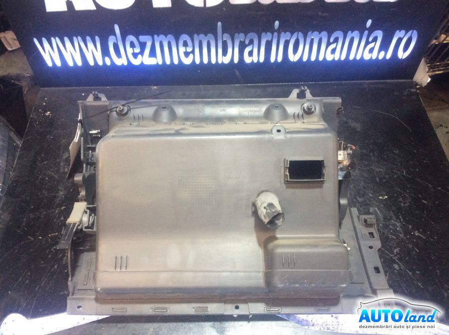 Usita Torpedou VOLKSWAGEN TOURAN (1T1,1T2) 2003-2025