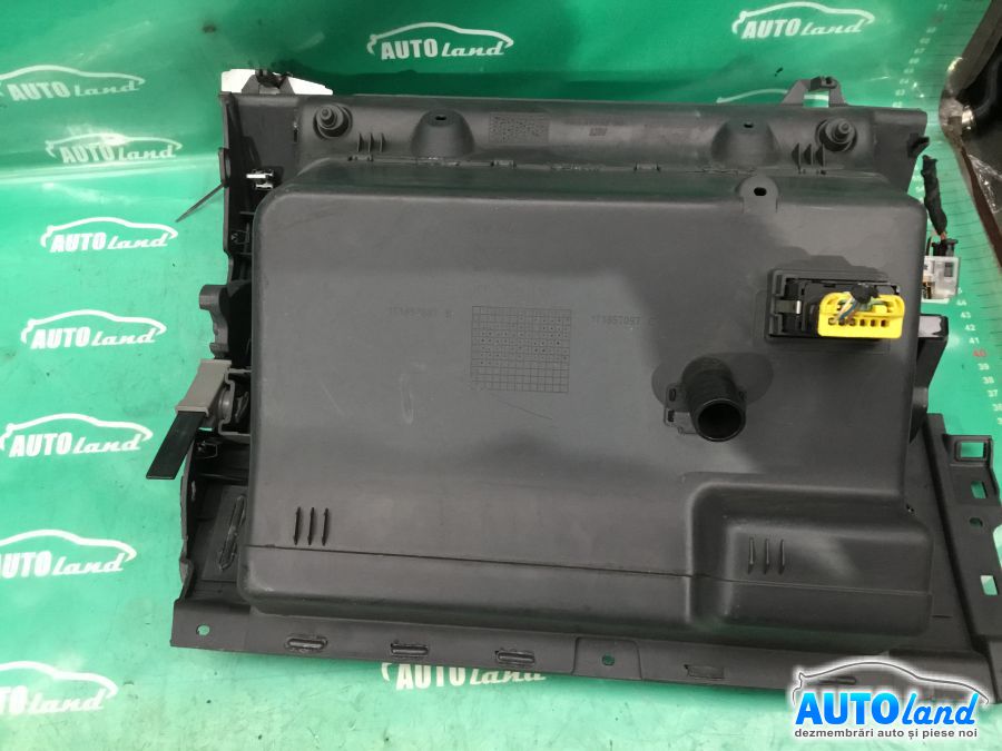 Usita Torpedou VOLKSWAGEN TOURAN (1T1,1T2) 2003-2025 Cod 1T1857101A