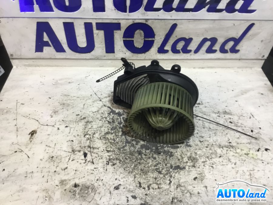 Aeroterma (Ventilator Habitaclu Incalzire) VOLKSWAGEN PASSAT (3B3) 2000-2005 Cod 8D1820021 