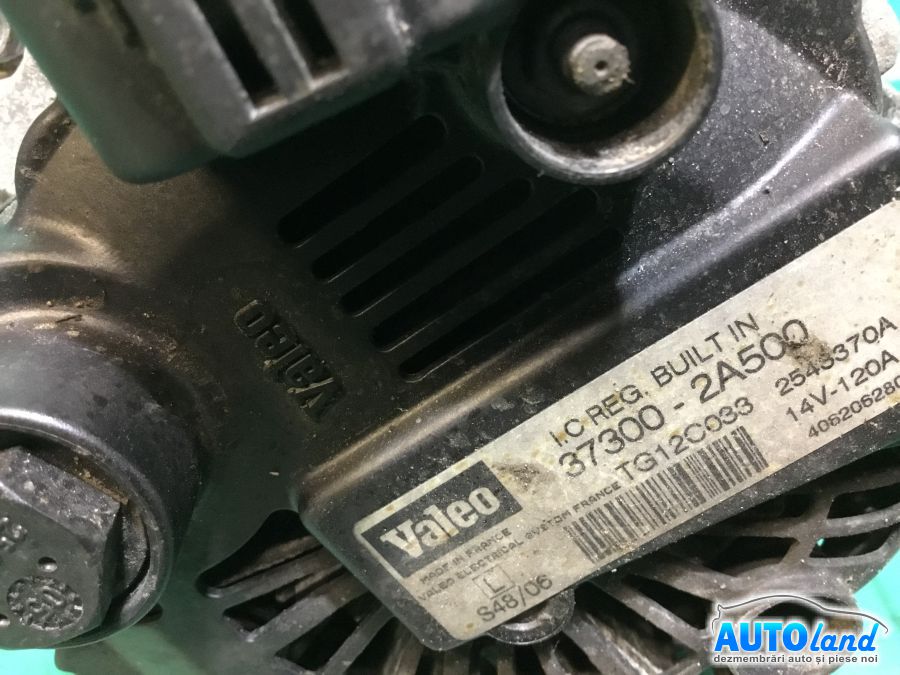 Alternator HYUNDAI i30 2007-2025 Cod 373002A500 