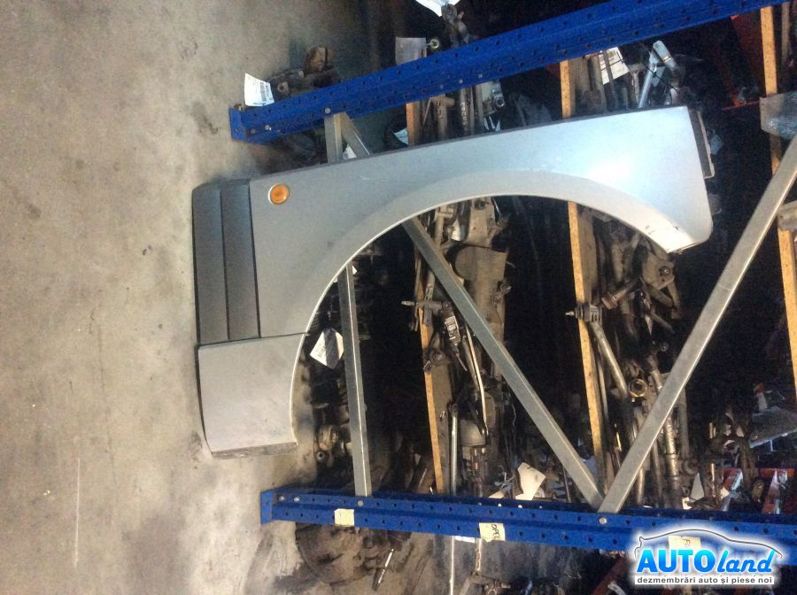 Aripa fata Dreapta LAND ROVER RANGE ROVER III (LM) 2002-2025