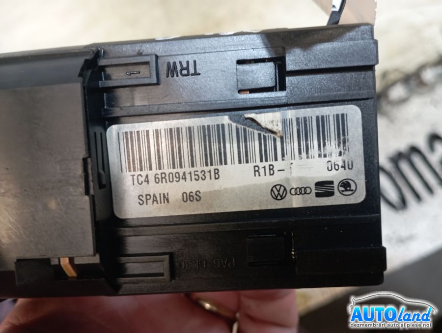 Bloc Lumini VOLKSWAGEN POLO (6R_) 2009-2025 Cod 6R0941531B 