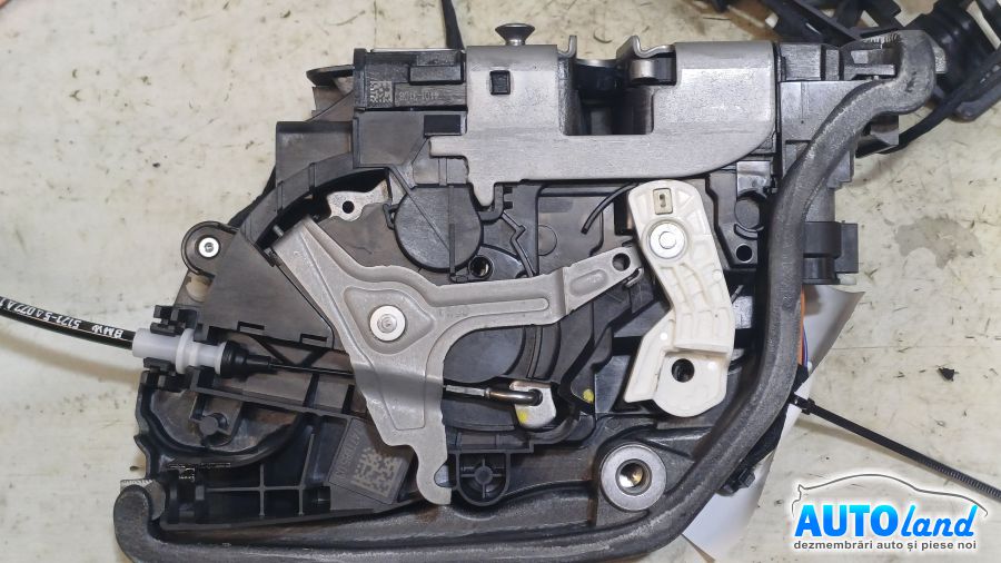 Broasca (mecanism Inchidere) BMW 5 (G30) 2016-2025 Cod 747768503 