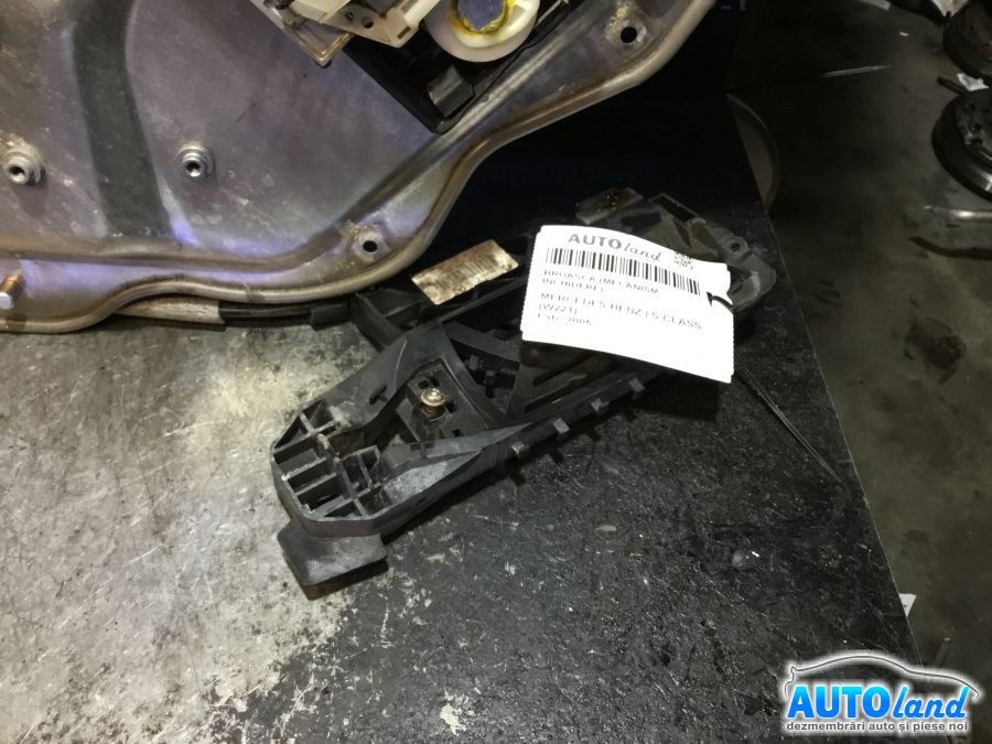 Broasca (mecanism Inchidere) MERCEDES-BENZ S-CLASS (W221) 2005-2025 Cod A2217601634 