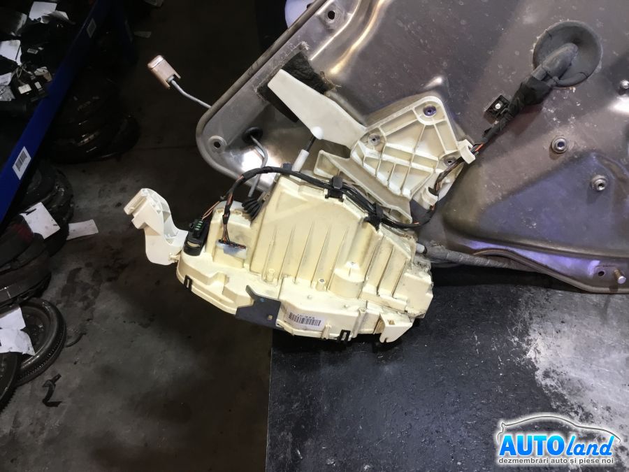 Broasca (mecanism Inchidere) MERCEDES-BENZ S-CLASS (W221) 2005-2025 Cod A2217601634 