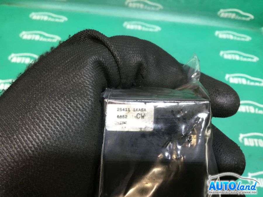 Butoane Geam NISSAN JUKE 2010-2025 Cod 254111KA5A 