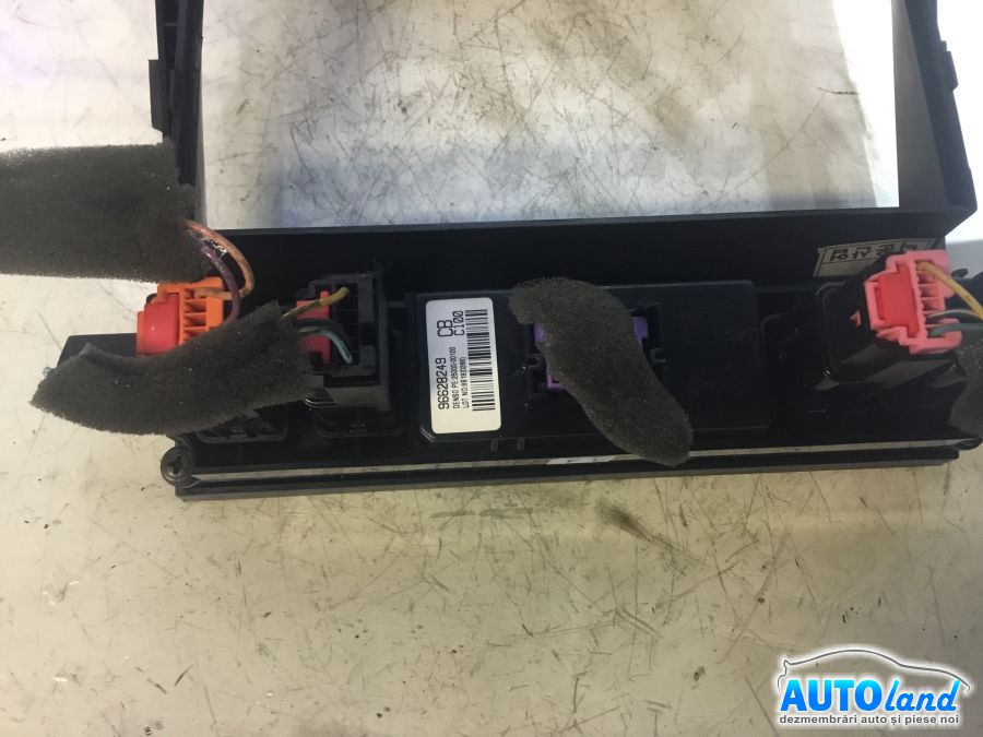 Buton Avarii CHEVROLET CAPTIVA 2006-2025 Cod 96628249 