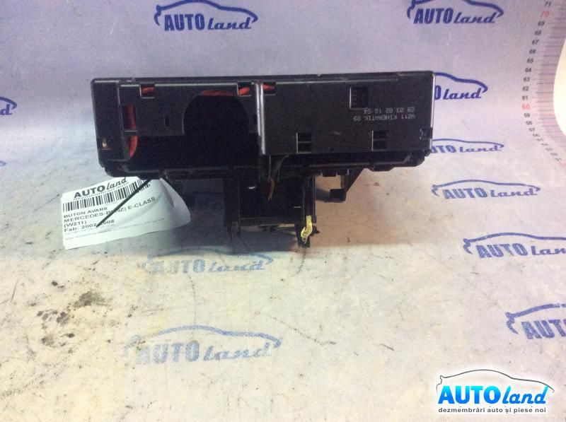Buton Avarii MERCEDES-BENZ E-CLASS (W211) 2002-2008 Cod A2116800552 