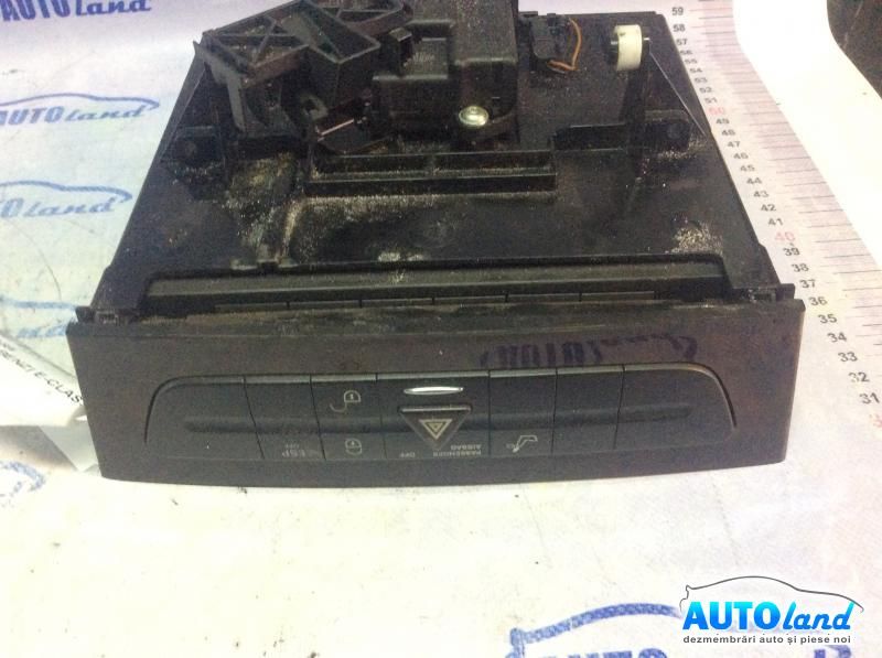 Buton Avarii MERCEDES-BENZ E-CLASS (W211) 2002-2008 Cod A2116800552 