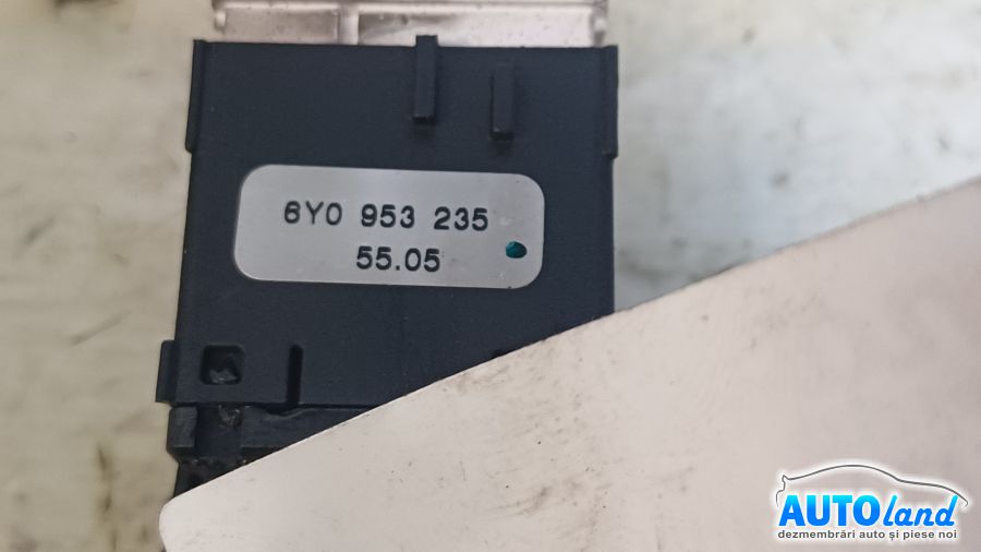 Buton Avarii SKODA FABIA (6Y2) 1999-2025 Cod 6Y0820951 