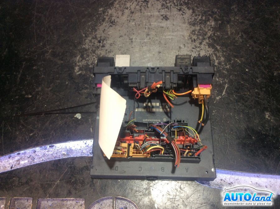 Calculator Confort VOLKSWAGEN PASSAT (3C2) 2005-2025 Cod 3C0937049AH 