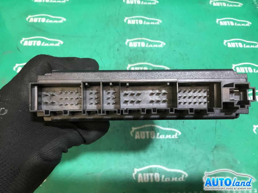 Calculator Confort VOLKSWAGEN TOUAREG (7LA,7L6,7L7) 2002-2026 Cod 7L6959257 
