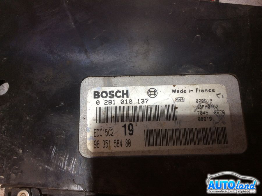 Calculator ECU Motor PEUGEOT 406 (8B) 1995-2004 Cod 0281010137 