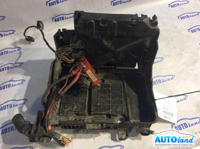 Calculator ECU Motor RENAULT MEGANE Classic (LA0/1_) 1996-2003 Cod 8200467406 