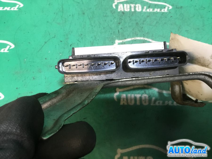 Calculator ECU Motor TOYOTA VERSO (_AUR2_,_ZGR2_) 2009-2026 Cod 8987171010 