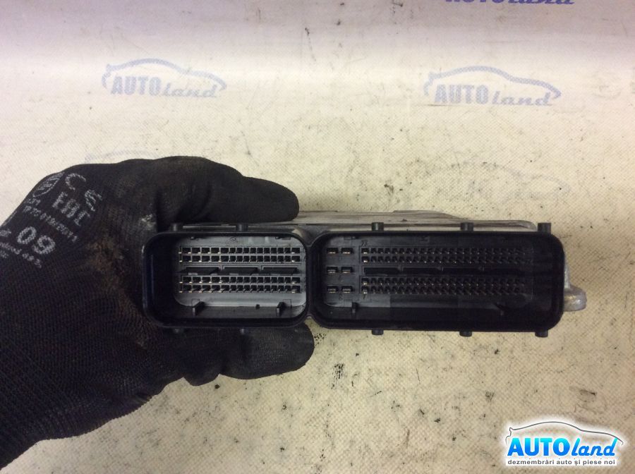 Calculator ECU Motor VOLKSWAGEN GOLF VI 2008-2025 Cod 03L906022MC 