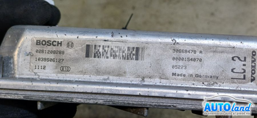 Calculator Ecu Motor VOLVO XC70 2000-2007 Cod 30668478A 