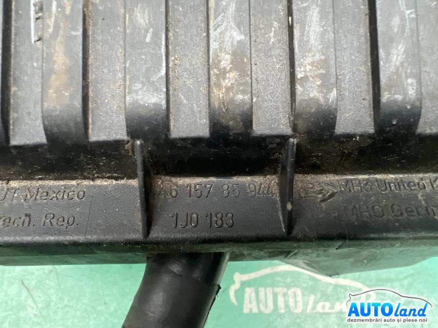 Carcasa Filtru Aer VOLKSWAGEN GOLF IV (1J1) 1997-2005 Cod 1J0183 
