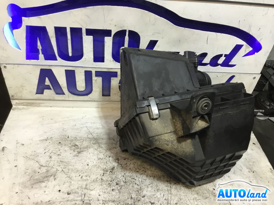 Carcasa Filtru Aer VOLKSWAGEN PASSAT (3B2) 1996-2000