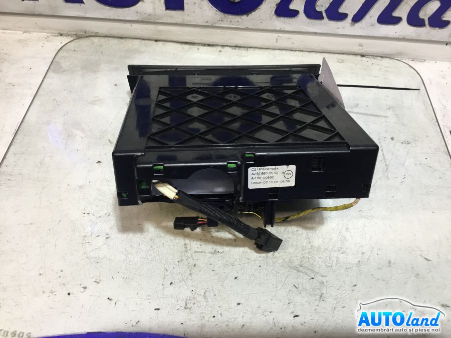 CD Player auto MERCEDES-BENZ CLS (C219) 2004-2010 Cod A2116800552 