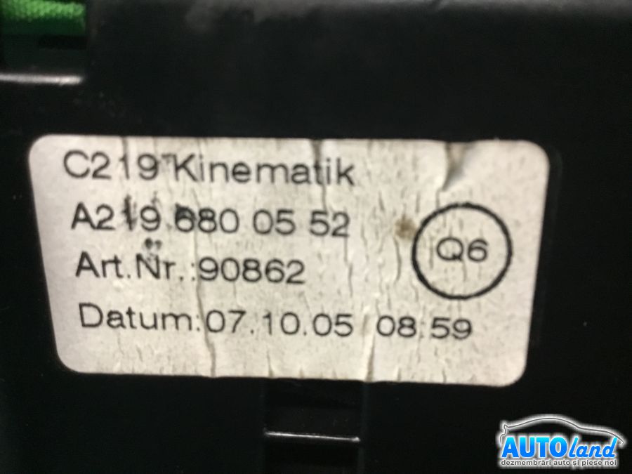 CD Player auto MERCEDES-BENZ CLS (C219) 2004-2010 Cod A2116800552 