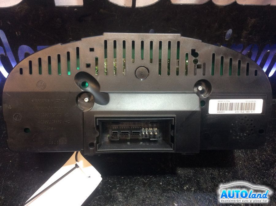 Ceas Bord VOLKSWAGEN CADDY III combi (2KB,2KJ) 2004-2025 Cod 1T0920864A 