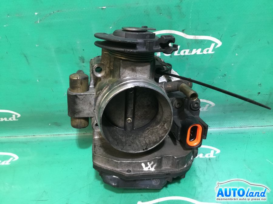 Clapeta Acceleratie VOLKSWAGEN GOLF IV (1J1) 1997-2005 Cod 037133064D 