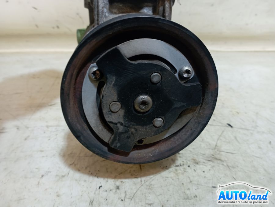 Compresor AC VOLKSWAGEN PASSAT (3AA,B7) 2011-2025 Cod 5N0820803E 