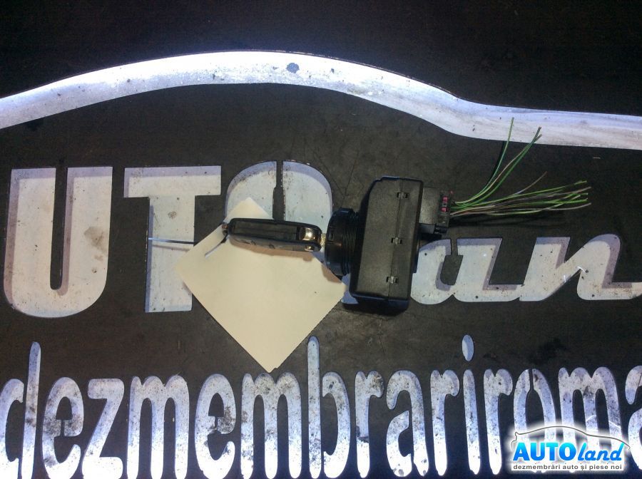 Contact cu Chei Auto AUDI A8 (4E_) 2002-2010 Cod 3D0905865C 