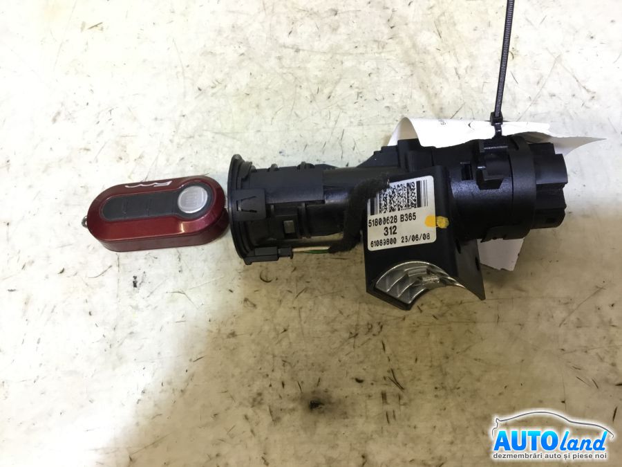 Contact cu Chei Auto