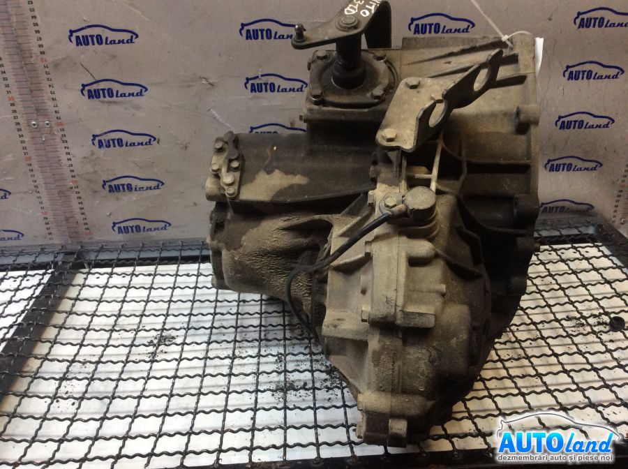 Cutie de viteza manuala MERCEDES-BENZ VITO bus (638) 1996-2003 Cod A6382600100 