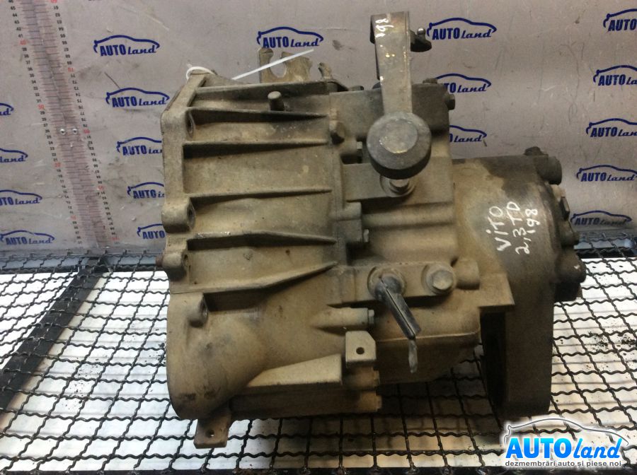 Cutie de viteza manuala MERCEDES-BENZ VITO bus (638) 1996-2003 Cod A6382600100 