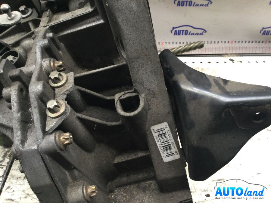 Cutie de viteza manuala NISSAN ALMERA I Hatchback (N15) 1995-2000 Cod 8200133311 