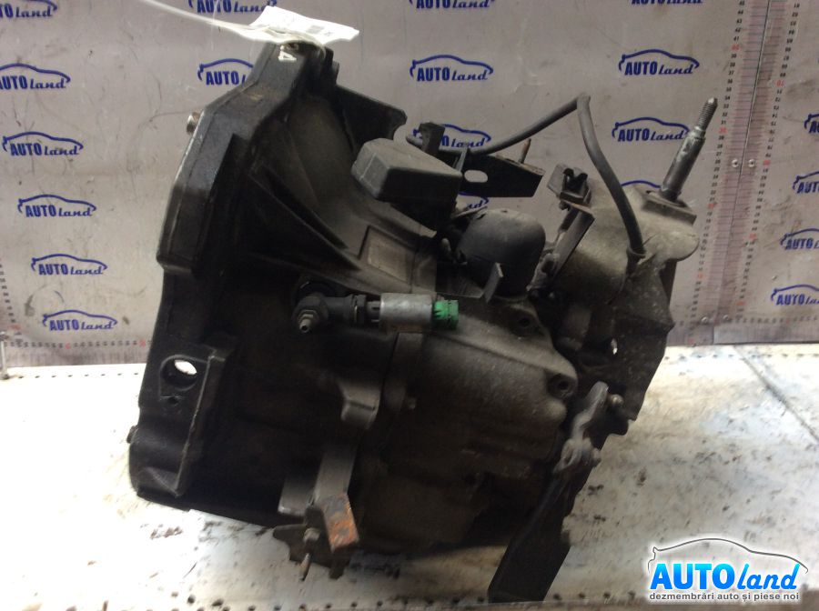 Cutie de viteza manuala RENAULT ESPACE III (JE0_) 1996-2002 Cod 8200022287 